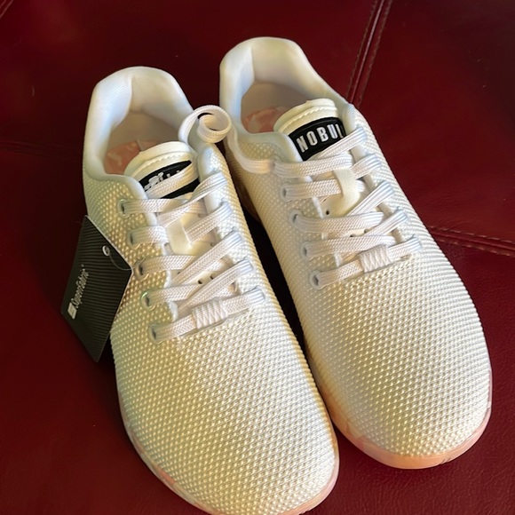 NOBULL Shoes - NOBULL WHITE WILD ROSE TRAINER Women’s Size 7.5